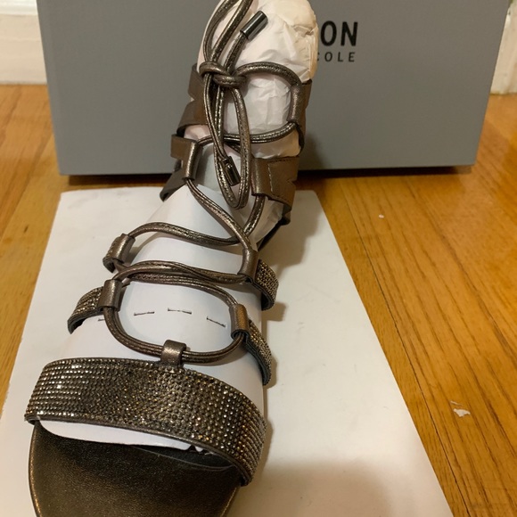 New Kenneth Cole Lost Look Gladiator Laceup Sandal - Picture 8 of 12